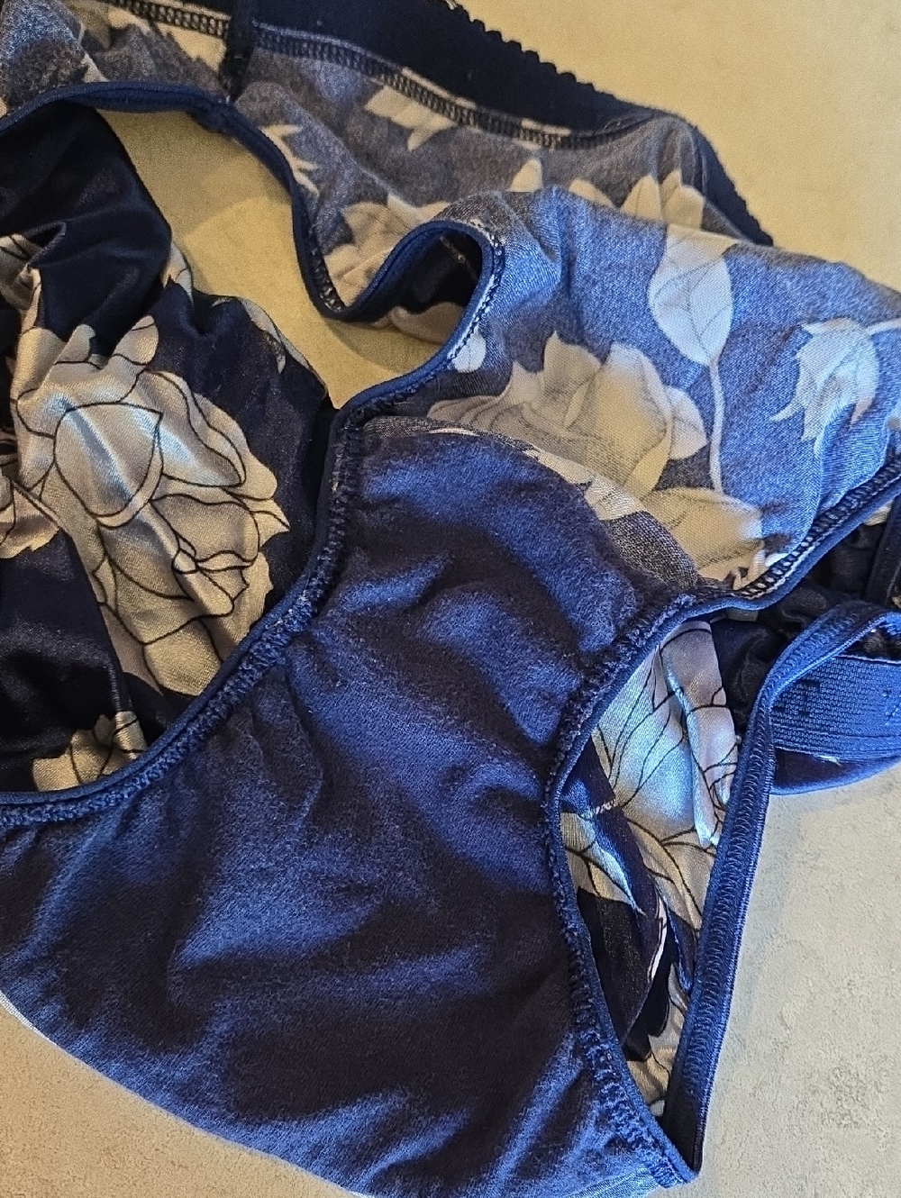 Bundle Of 8 Victoria's Secret Vintage Hi-Leg Brief - Picture 3 of 16